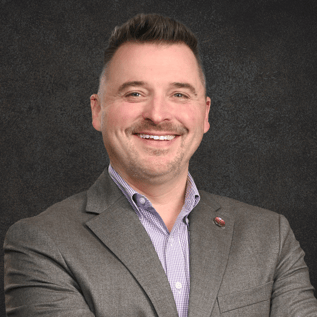 Curql_Jason_Osterhage_Headshot